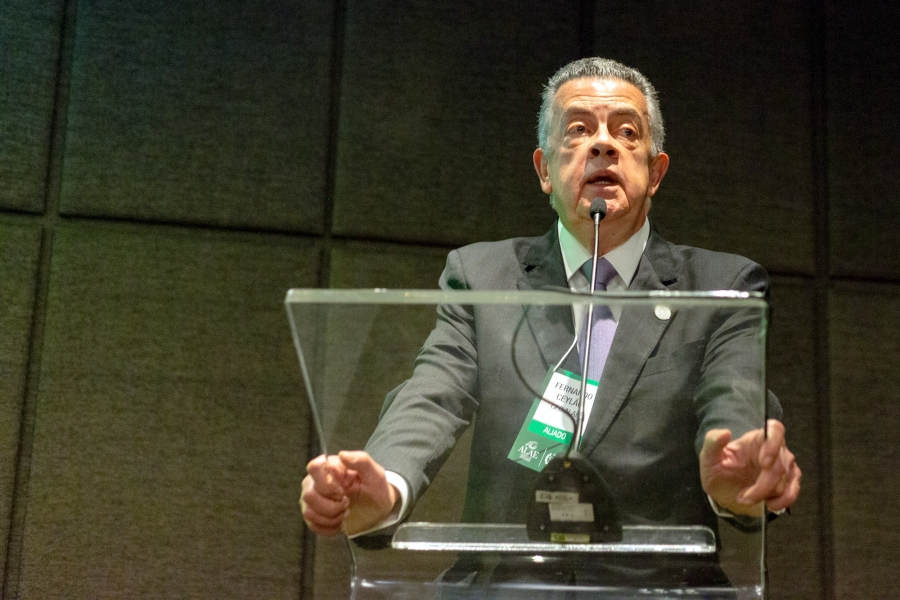 CEO of ALAE Fernando Ceylão