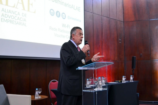 Fernando Ceylão, CEO of ALAE, at the opening of the event