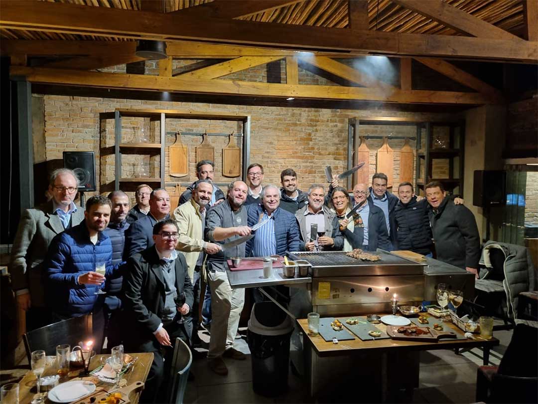 Cena de los Aliados en el restaurante Infiltrados