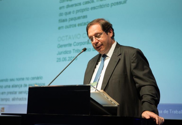 Ministro Luis Felipe Salomão falando sobre o Novo Código Comercial