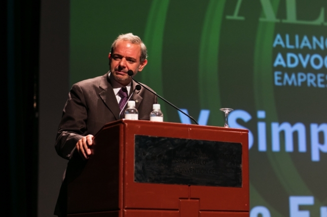 Professor Luís Eduardo Schoueri