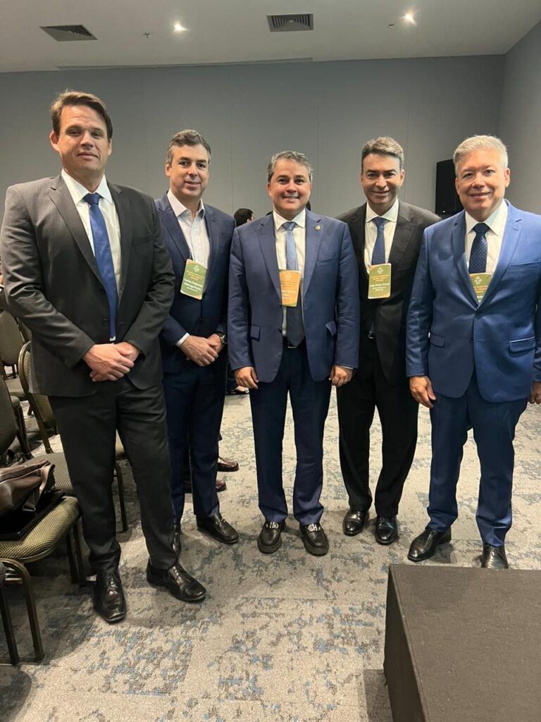 From left to right, our Allies in the State of Paraíba Jorge Ribeiro and Carlos Frederico Nóbrega Farias, Senator for the State of Paraíba Efraim Filho and President and Vice-President of ALAE João Pedro Póvoa and Mário Roberto Pereira de Araújo